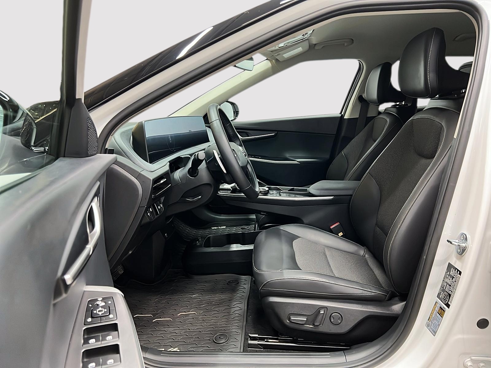 Kia EV6 LAND NAV 4RM 2024 — photo 7