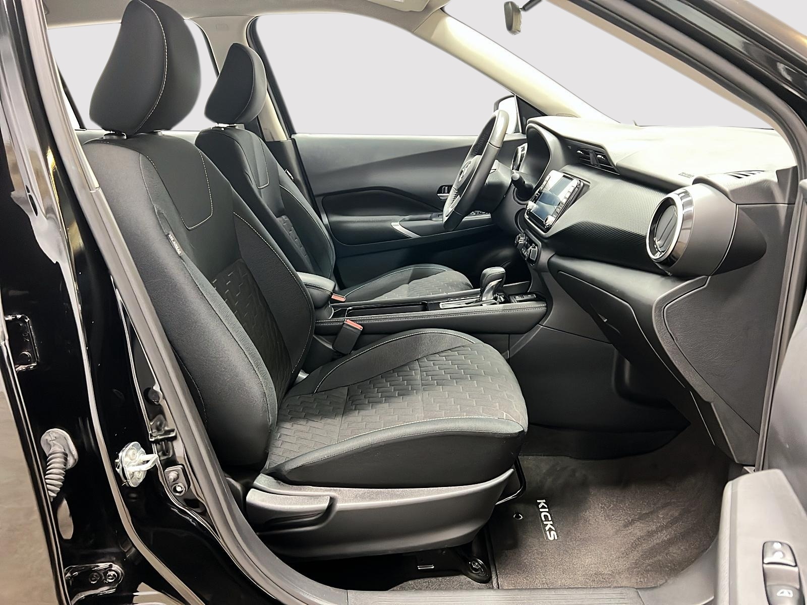 Nissan Kicks SV 2021 — photo 8