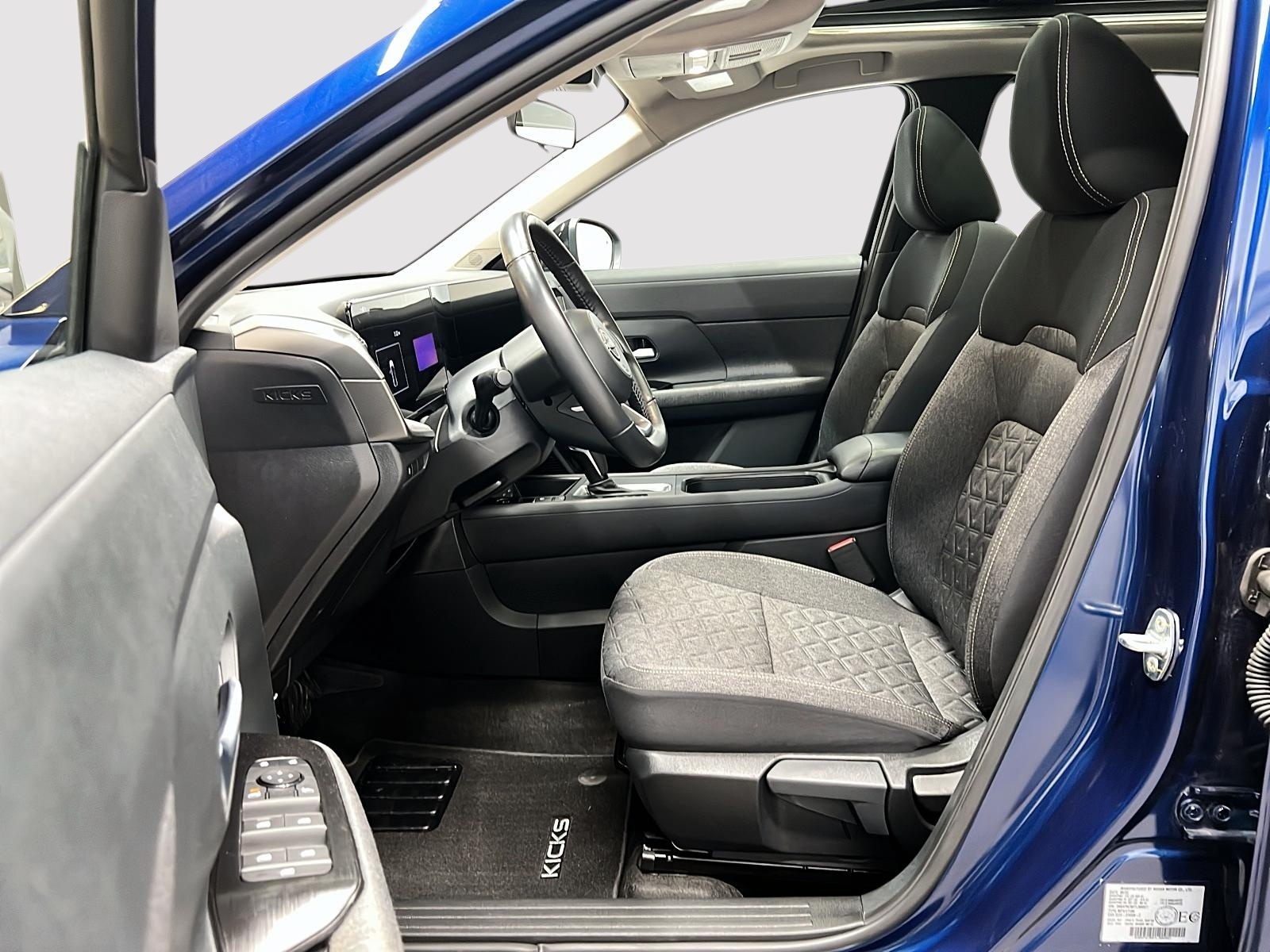 Nissan Kicks SV PREMIUM TOIT PANO 4RM 2026 — photo 7