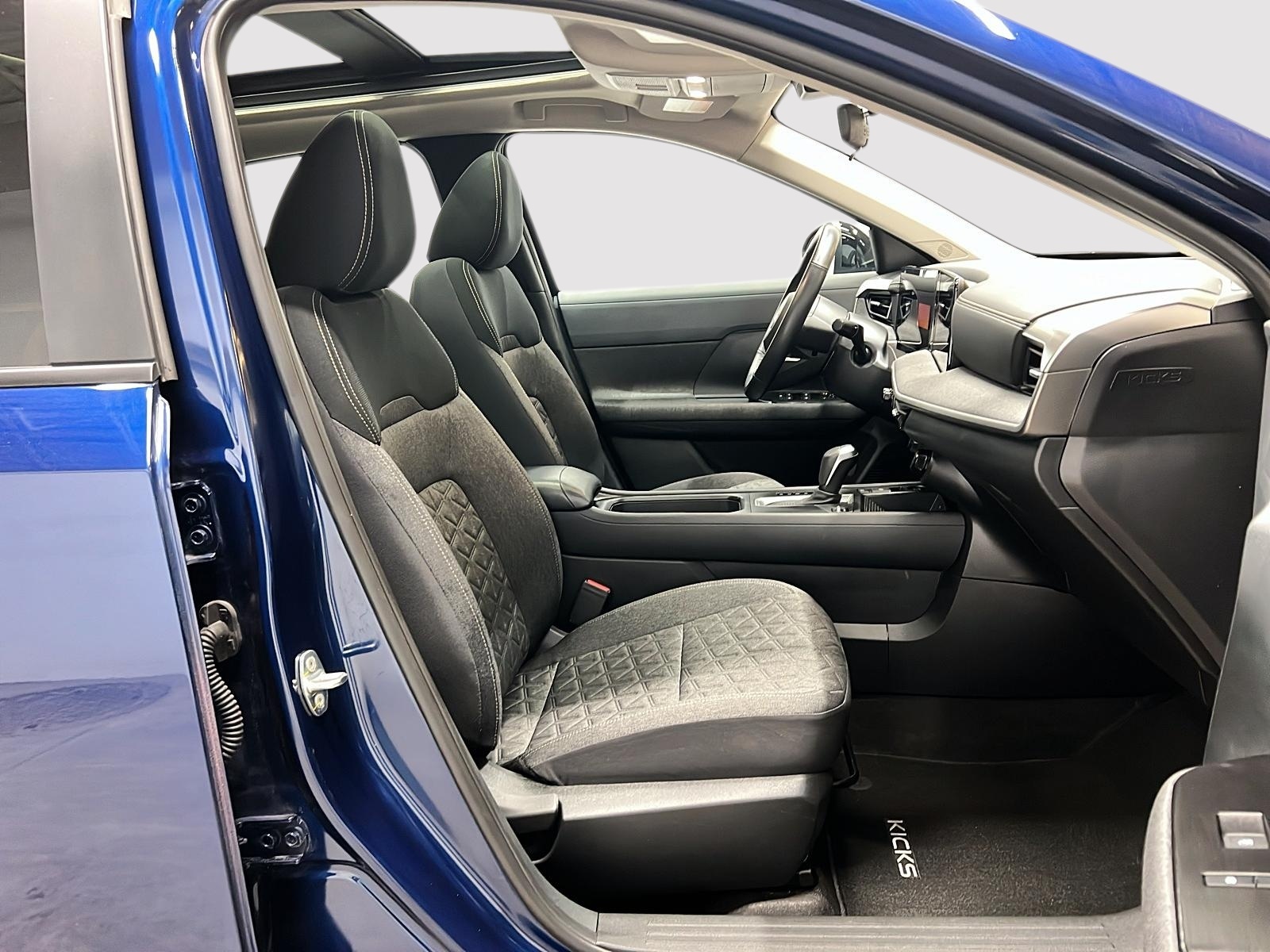 Nissan Kicks SV PREMIUM TOIT PANO 4RM 2026 — photo 8