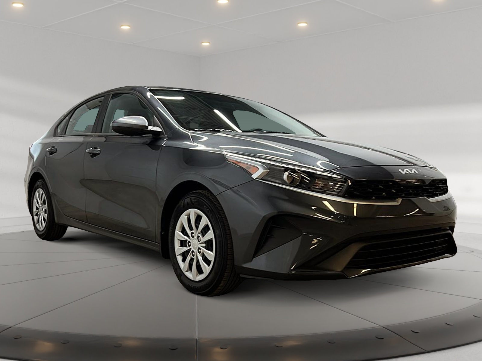 Kia Forte LX 2024 — photo 3