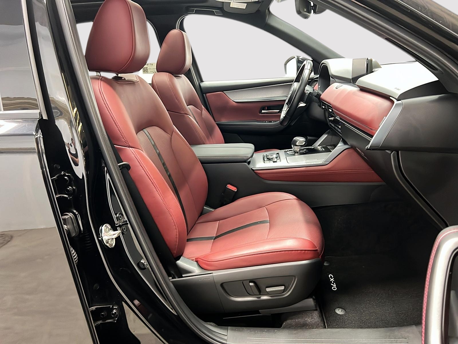 Mazda CX-70 GT PHEV CUIR TOIT PANO 4RM 2025 — photo 8