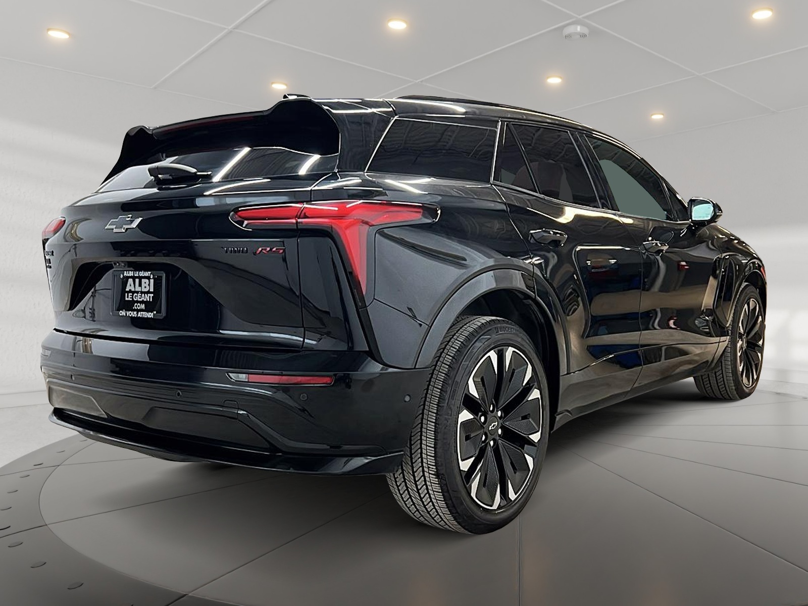 Chevrolet Blazer EV 3RS TOIT PANO NAV 4RM 2025 — photo 4