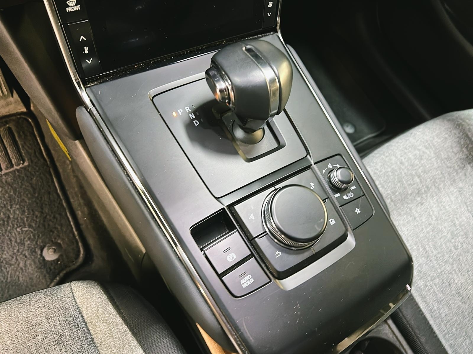 Mazda MX-30 2022 - Image #14
