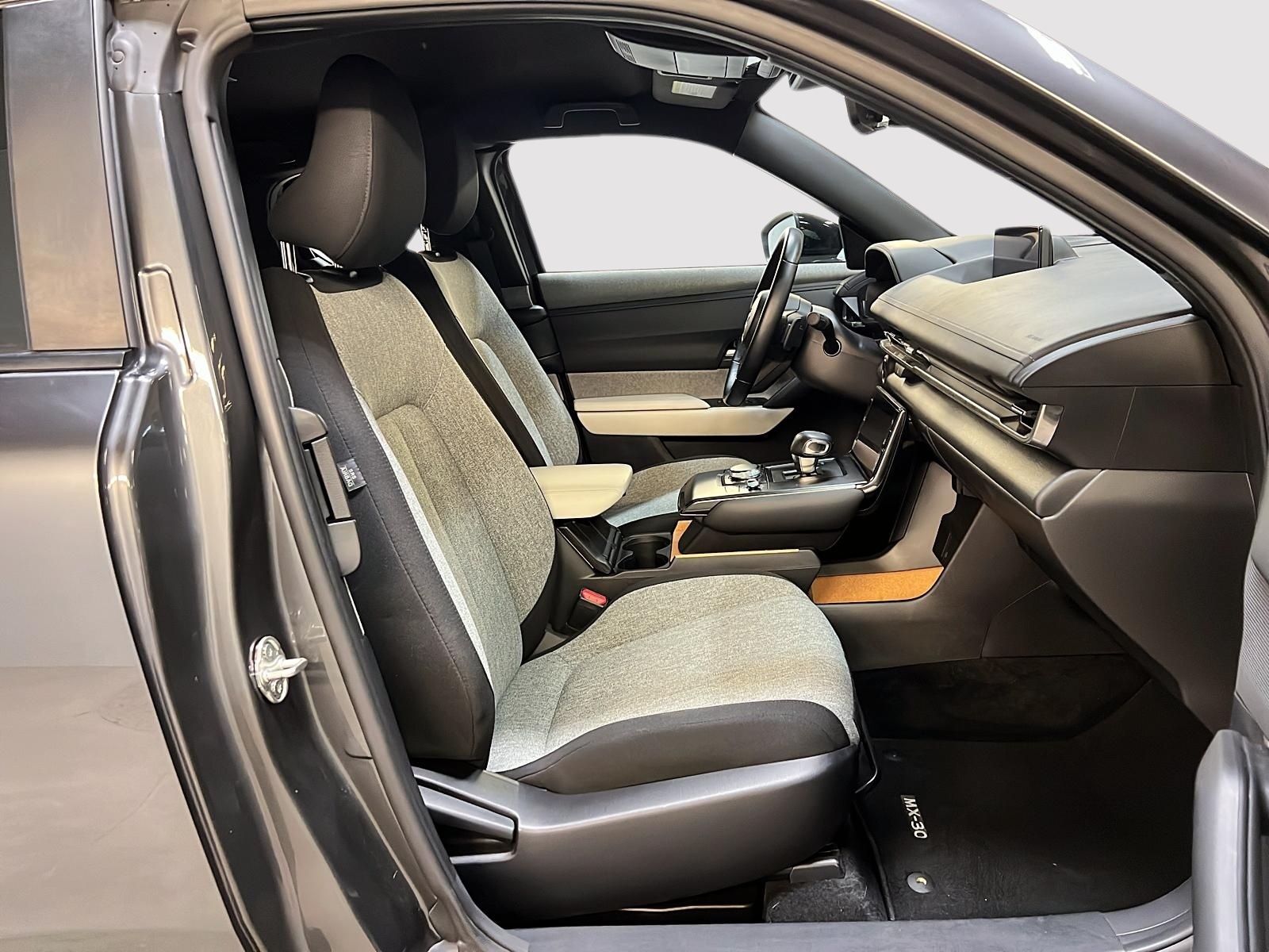 Mazda MX-30 GS NAV 2022 - image #8