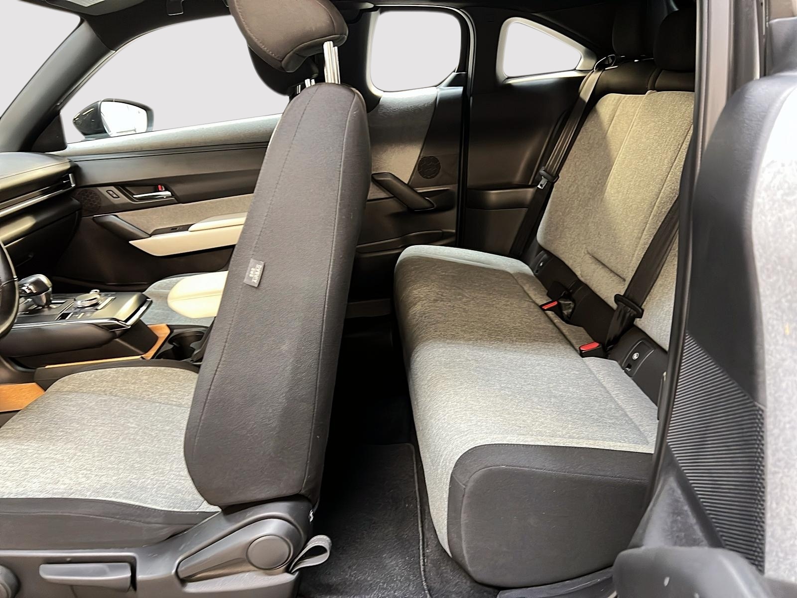 Mazda MX-30 VE 2022 - Image #9