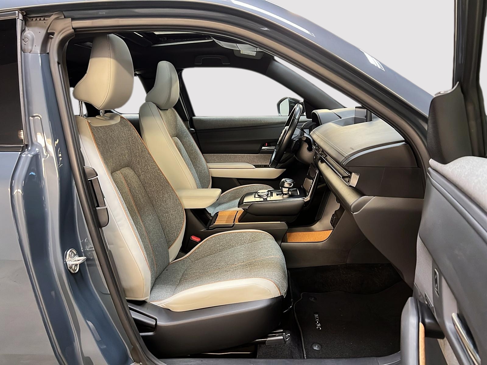 Mazda MX-30 GT TOIT NAV 2022 - image #8