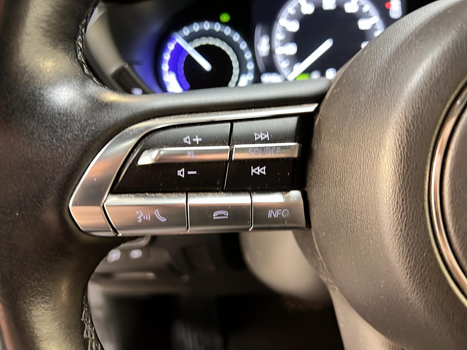 Mazda MX-30 GT TOIT NAV 2022 - image #22