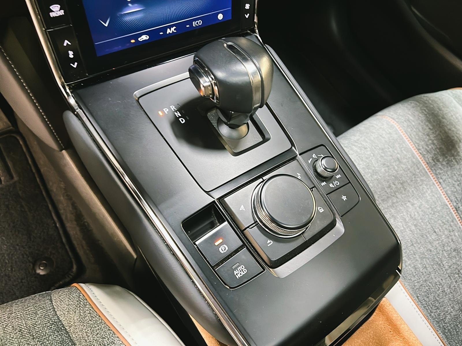 Mazda MX-30 GT TOIT NAV 2022 - image #15