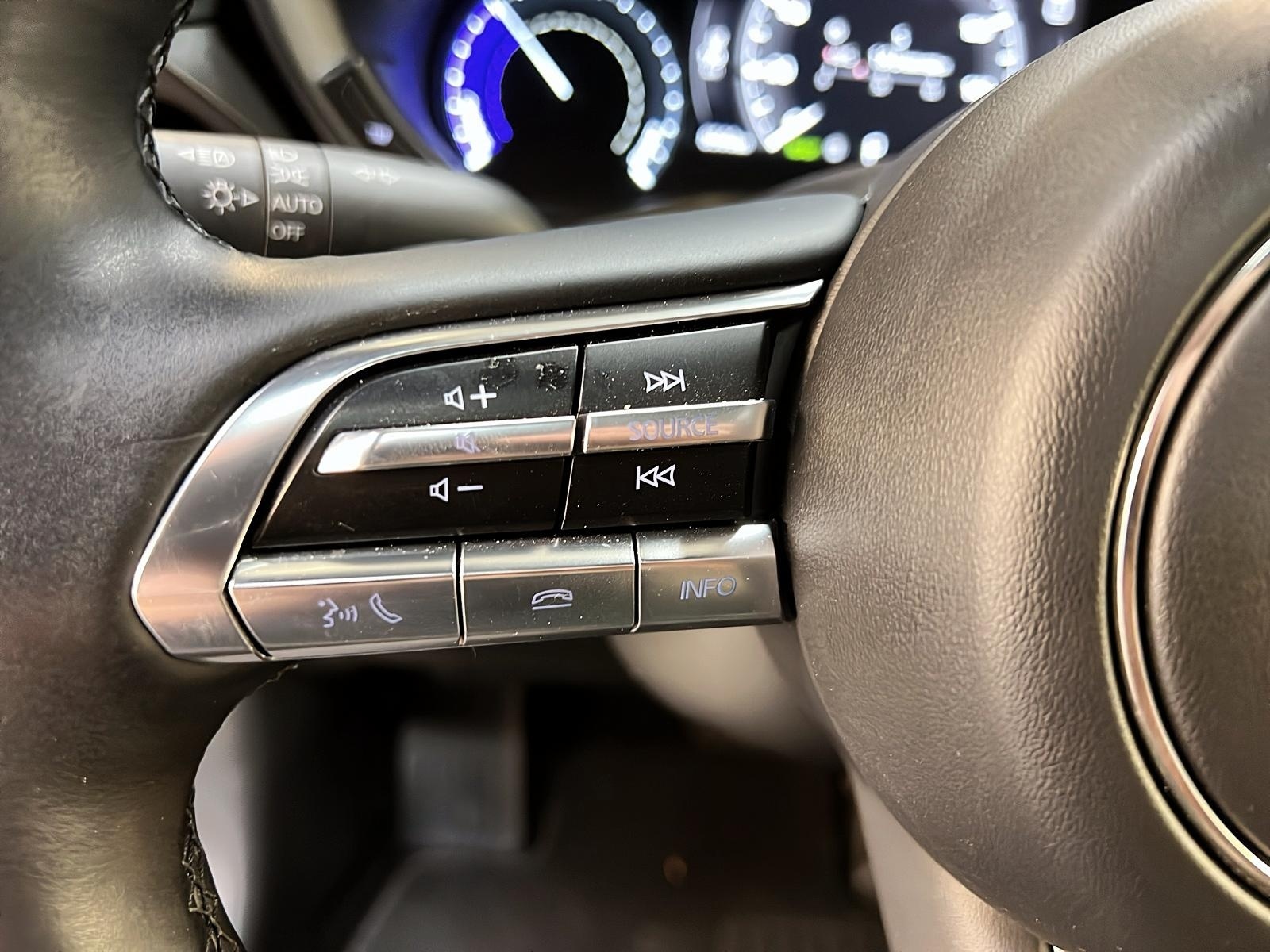 Mazda MX-30 GT TOIT NAV 2022 - image #22