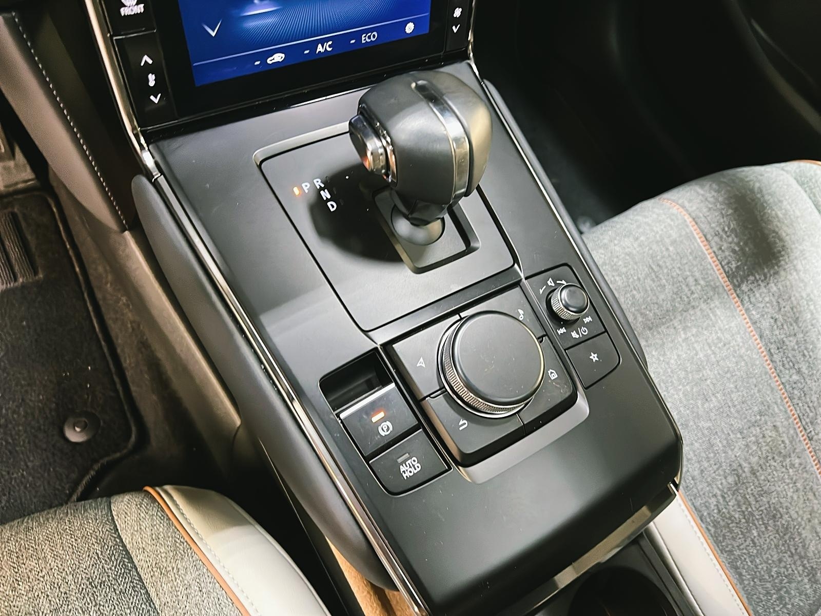 Mazda MX-30 GT TOIT NAV 2022 - image #15