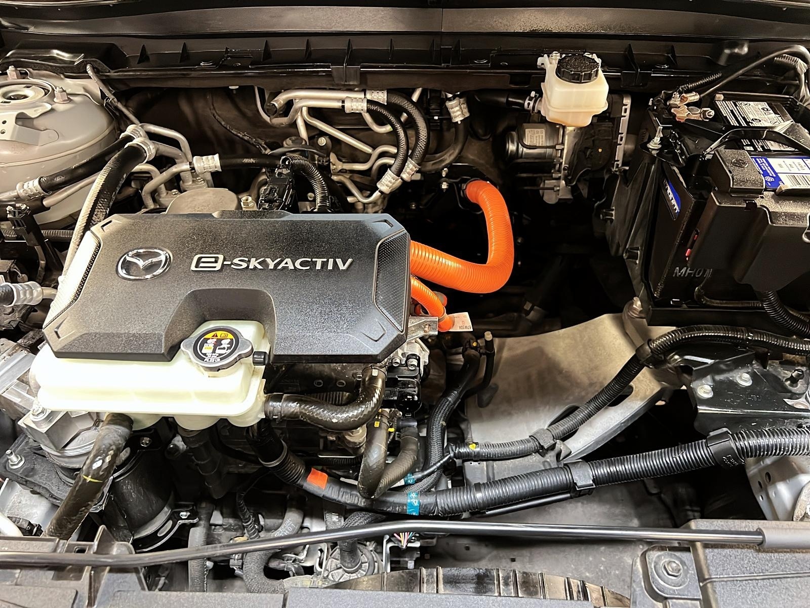 Mazda MX-30 VE 2022 - Image #12