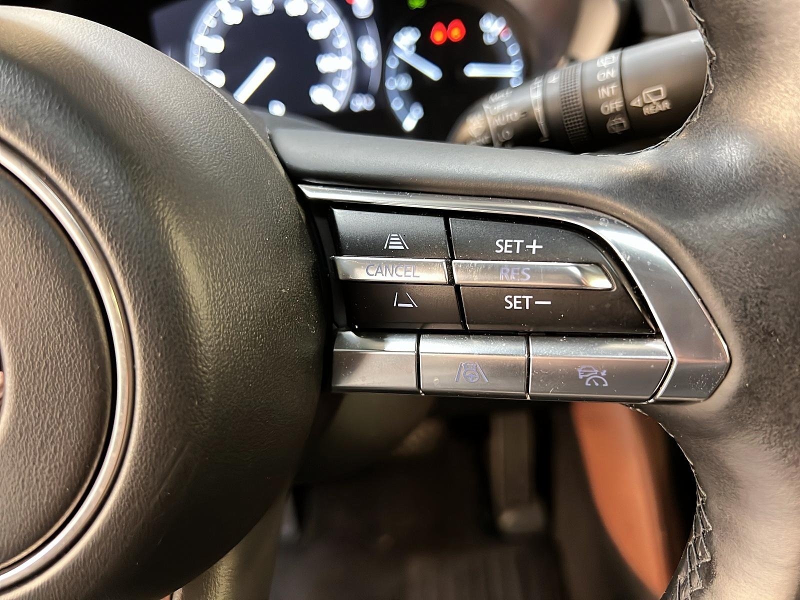 Mazda MX-30 VE 2022 - Image #21