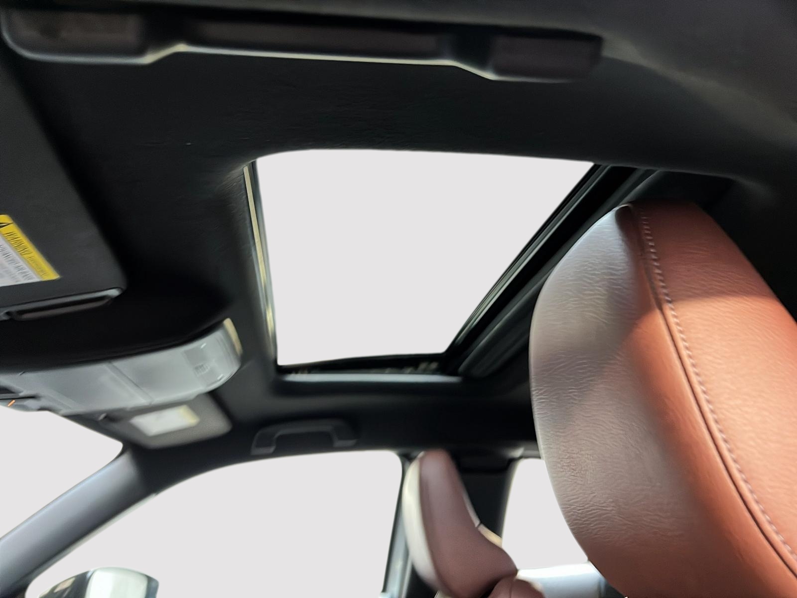 Mazda MX-30 VE 2022 - Image #10