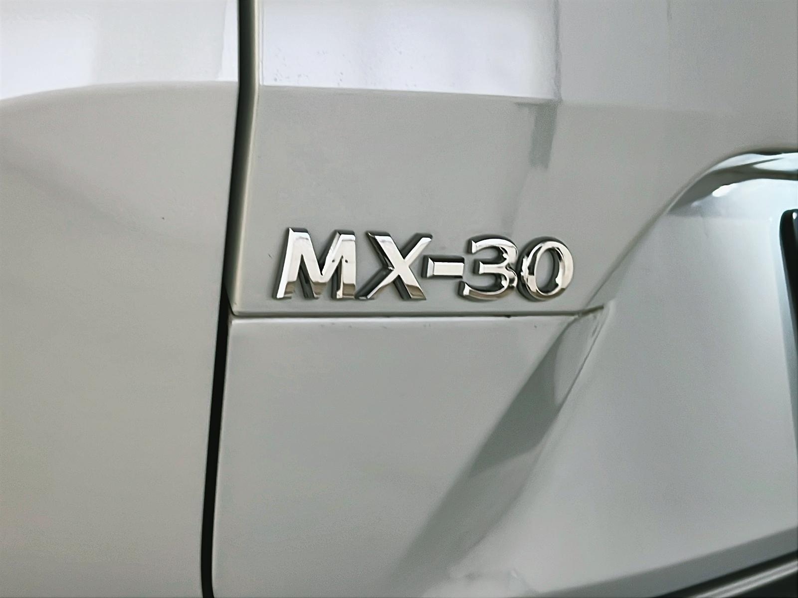 Mazda MX-30 VE GT TOIT NAV 2022 - image #28