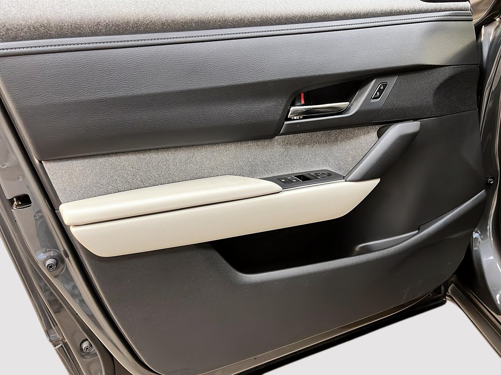 Mazda MX-30 GS NAV 2022 - image #24