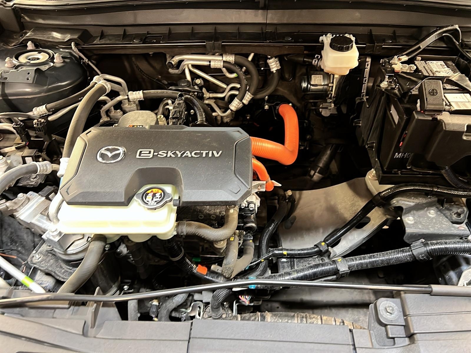 Mazda MX-30 VE 2022 - Image #11