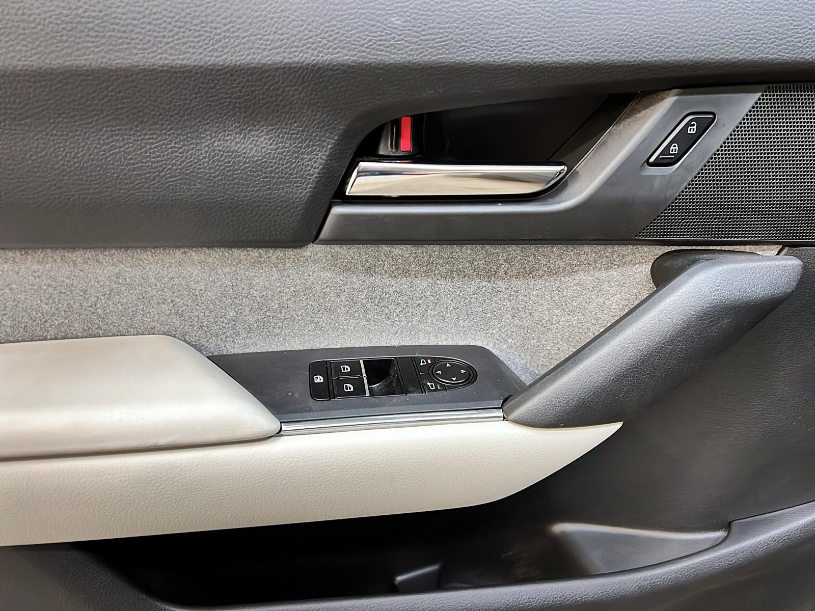 Mazda MX-30 VE 2022 - Image #23