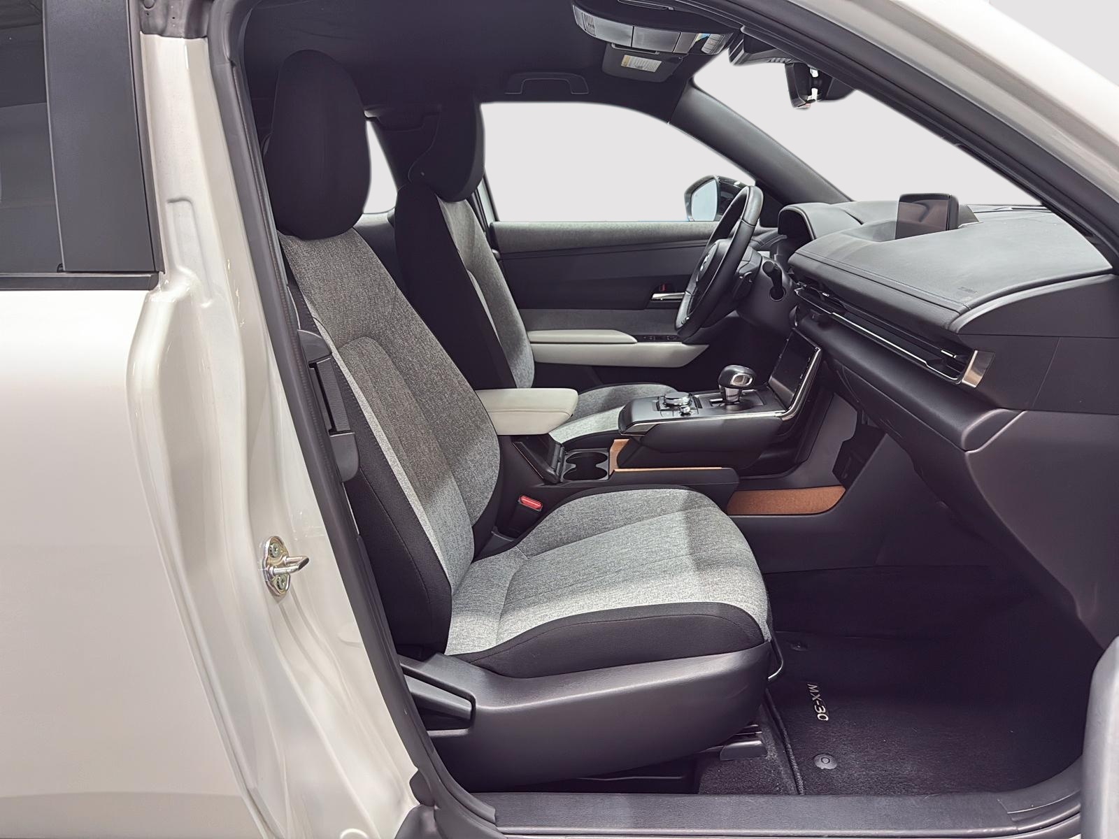 Mazda MX-30 GS NAV 2022 — photo 8
