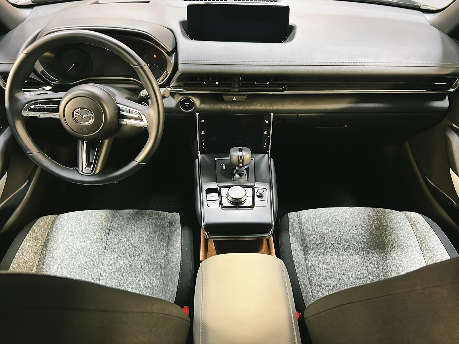 Mazda MX-30 GS 2023 - image #10