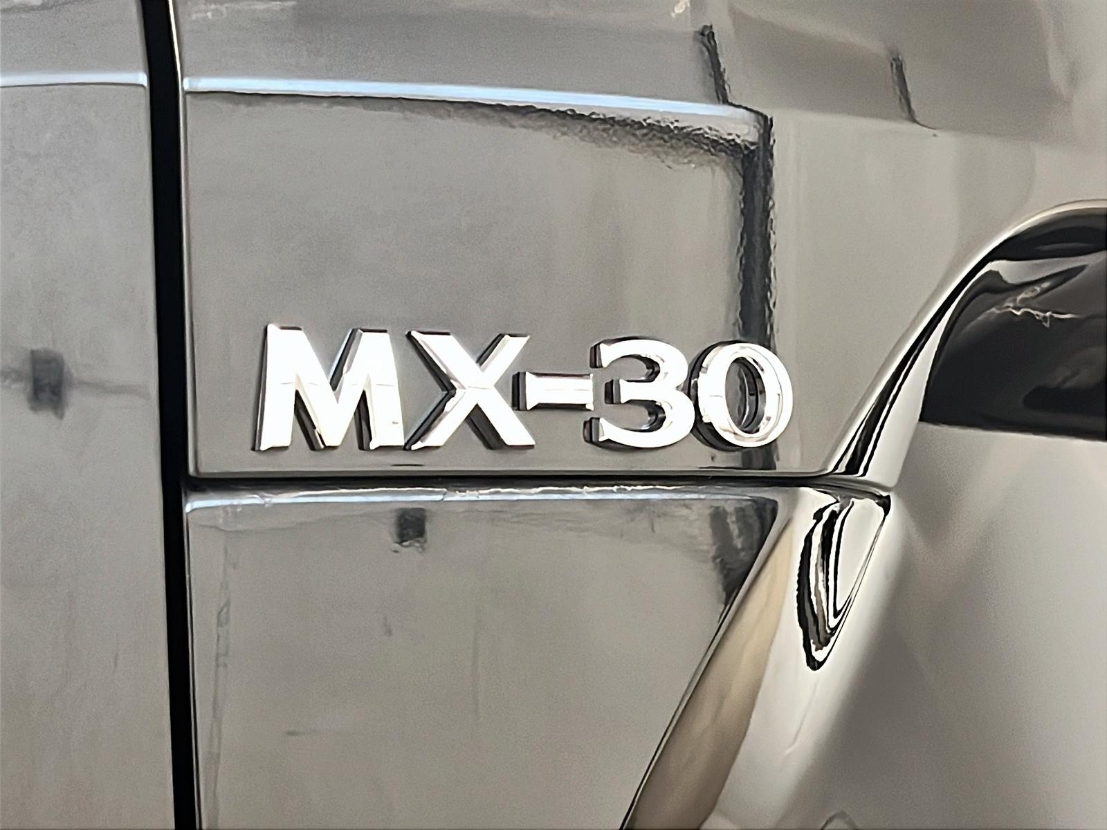 Mazda MX-30 GS 2023 - image #27
