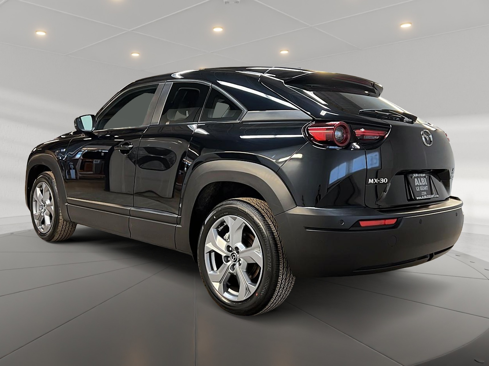 Mazda MX-30 GS 2023 - image #6