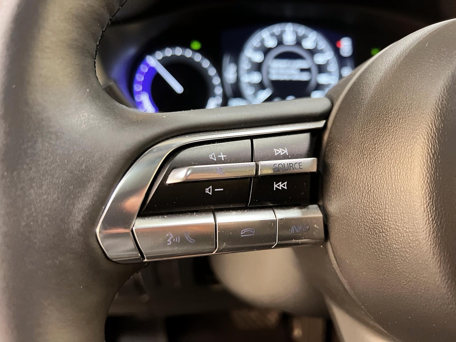 Mazda MX-30 GT TOIT 2023 - image #22