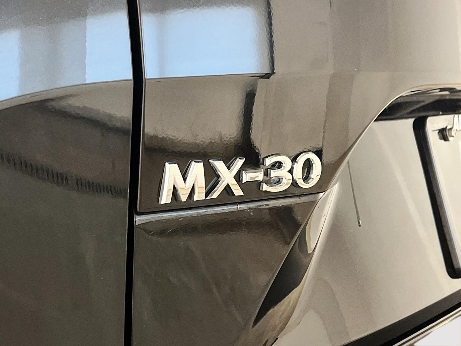 Mazda MX-30 GS 2023 - image #27