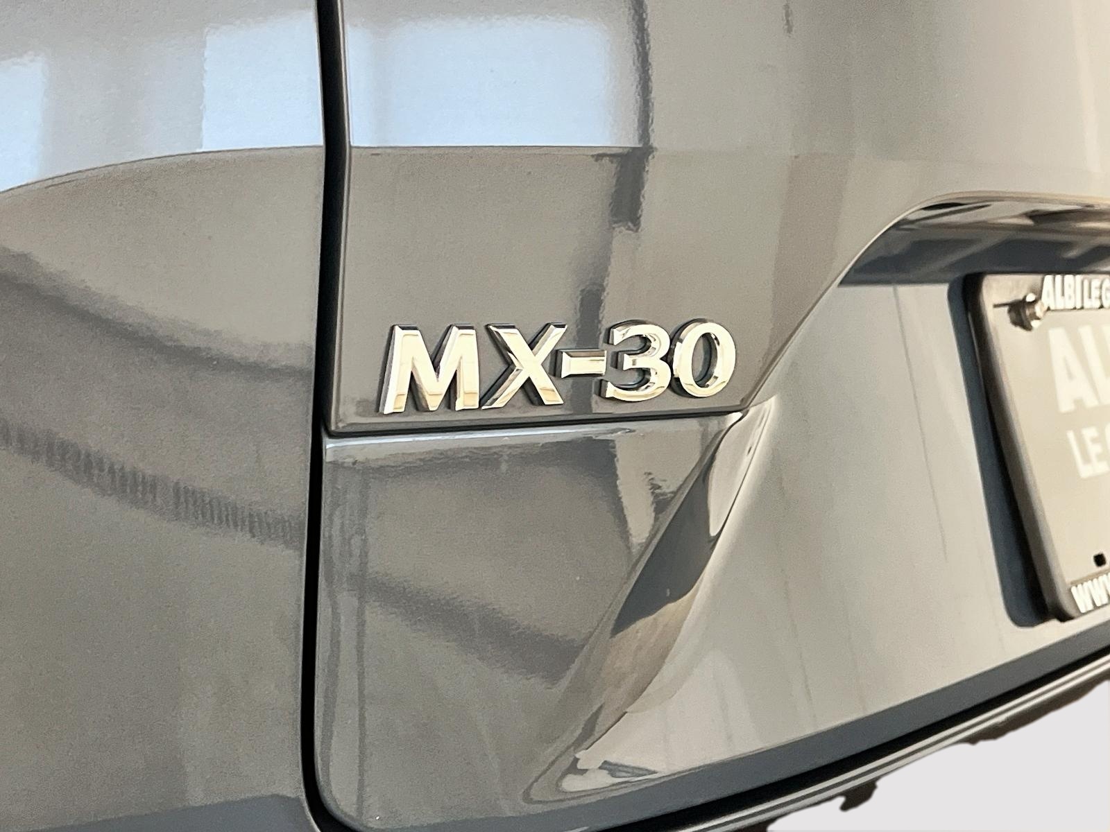 Mazda MX-30 GT TOIT 2023 - image #29